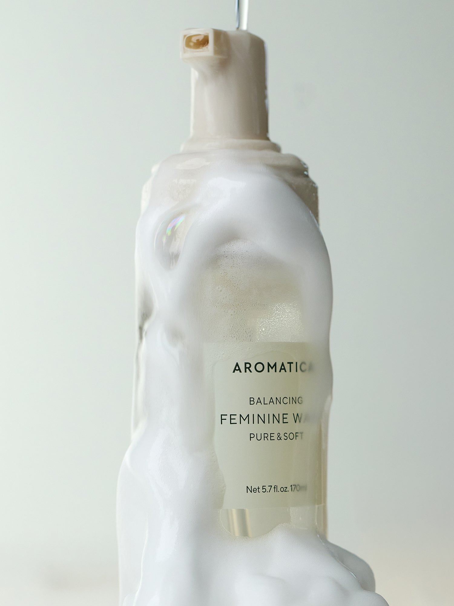 Pure & Soft Feminine Wash 170ml