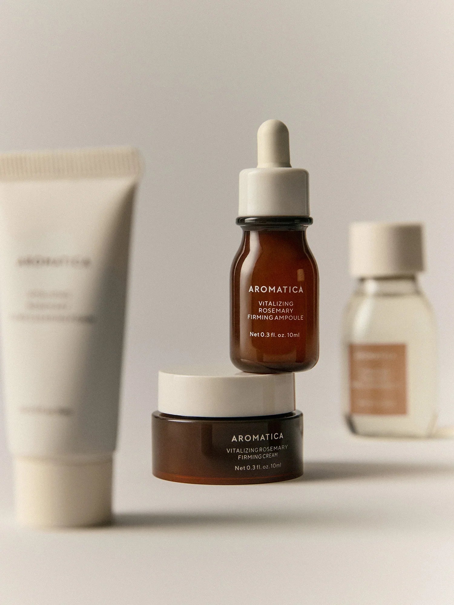 AROMATICA roremaryビタライジング セット Rosemary Skincare Discovery Set – AROMATICA Global
