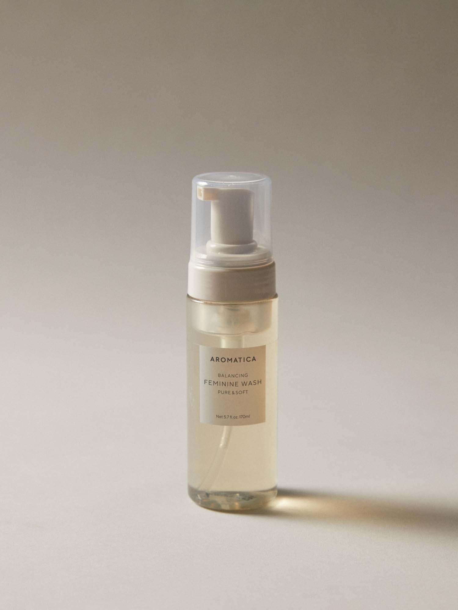 Pure & Soft Feminine Wash 170ml