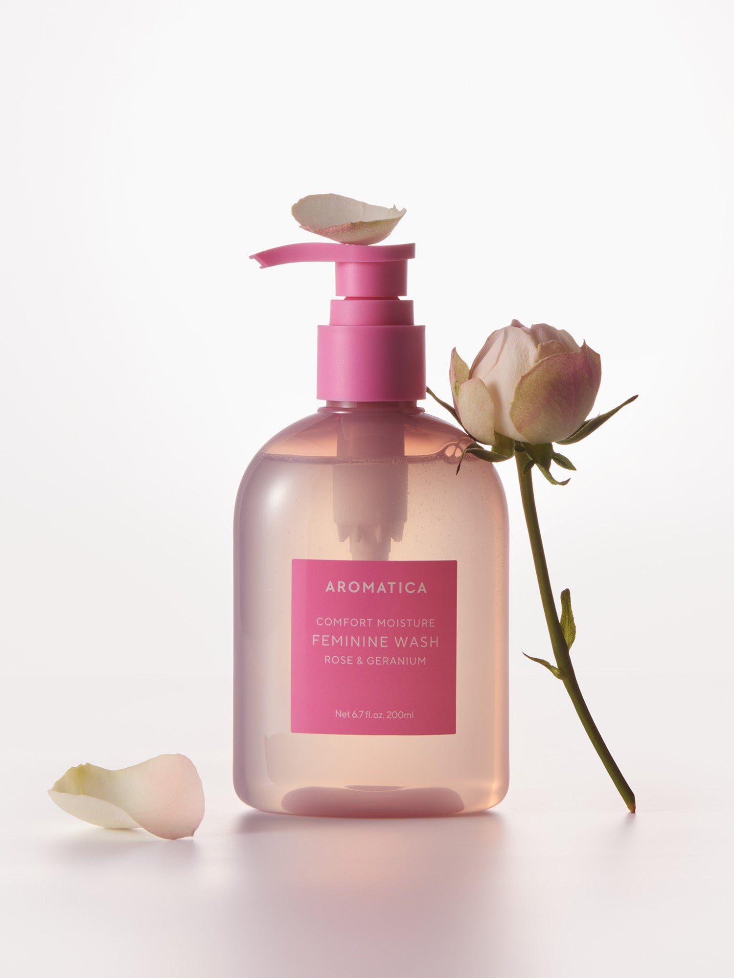 Comfort Moisture Feminine Wash Rose & Geranium 200ml & Refill 100ml x2