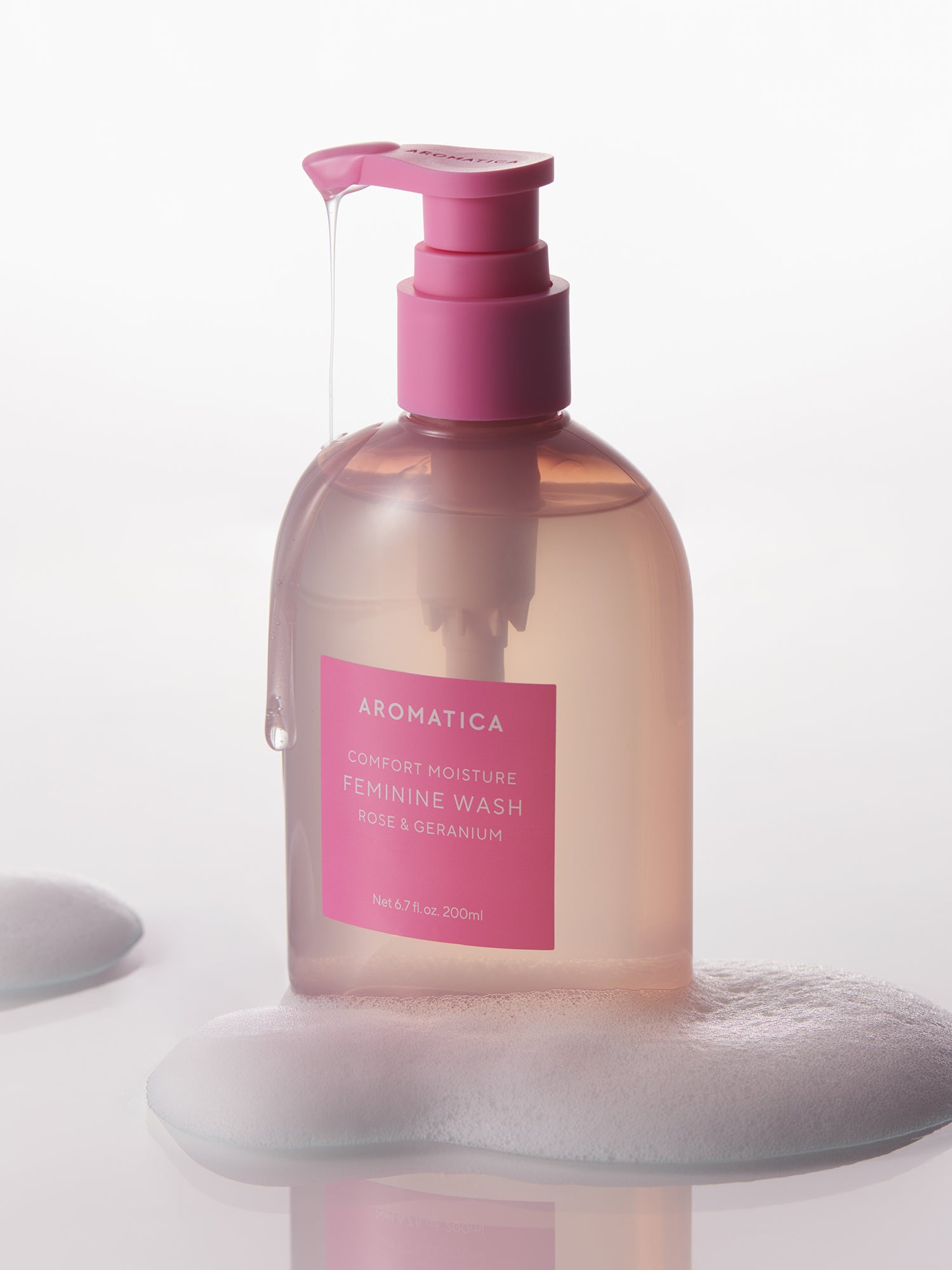 Comfort Moisture Feminine Wash Rose & Geranium Refill 100ml
